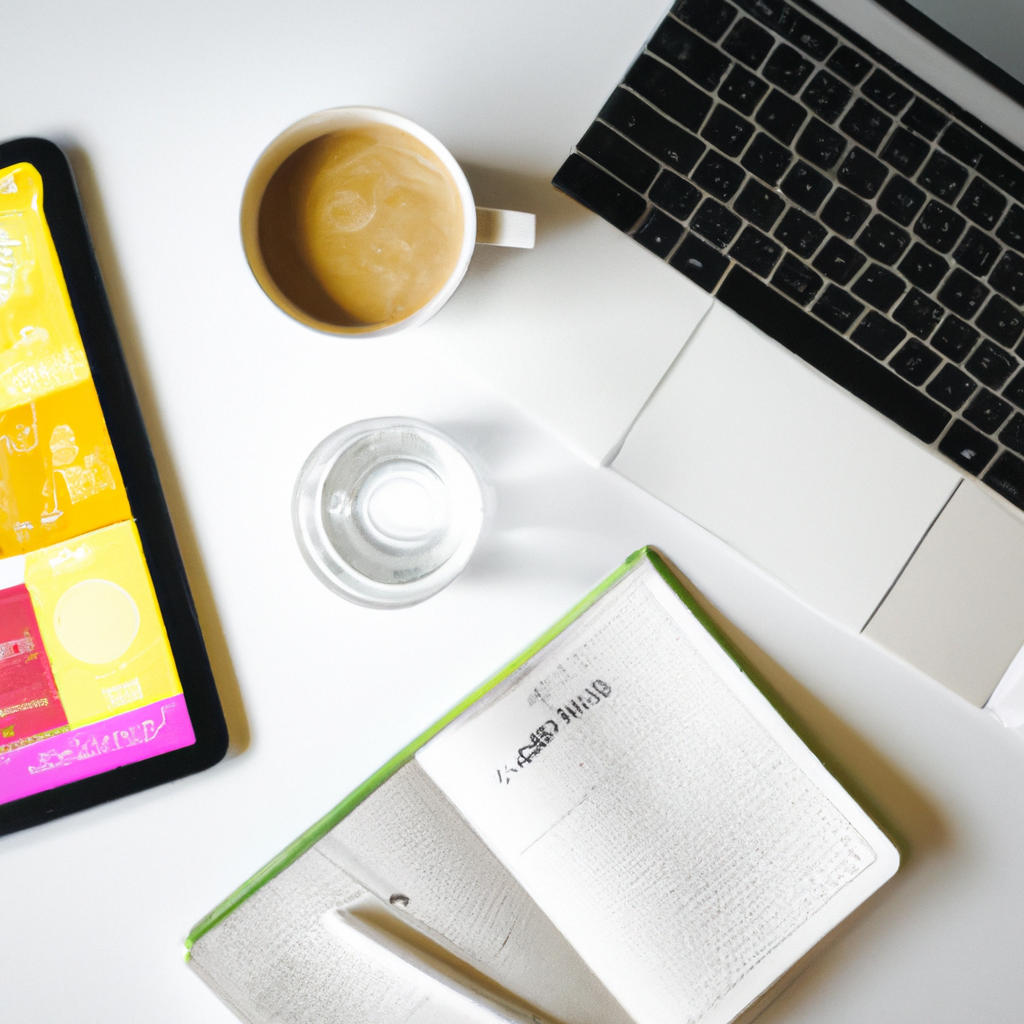 Planner aan bureau met laptop en planningsschema, minimalistische werkplek